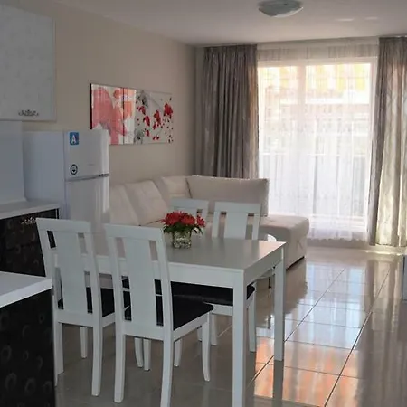 Persey Admiral Plaza 3*
