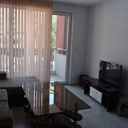 Отель Persey Admiral Plaza 3*