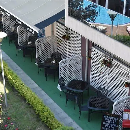 Persey Admiral Plaza