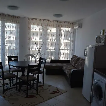 Отель Persey Admiral Plaza 3*
